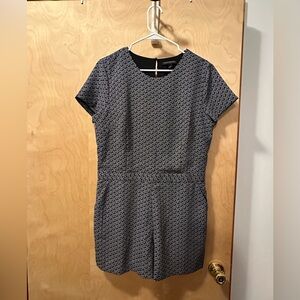 Banana Republic Short Sleeve Geometric Print Black and White Romper Size 12